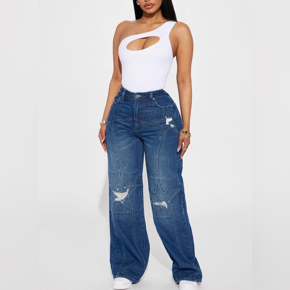 fashion nova women’s Star Factor Straight Leg Jeans - Dark Wash Sz 15 Distressed